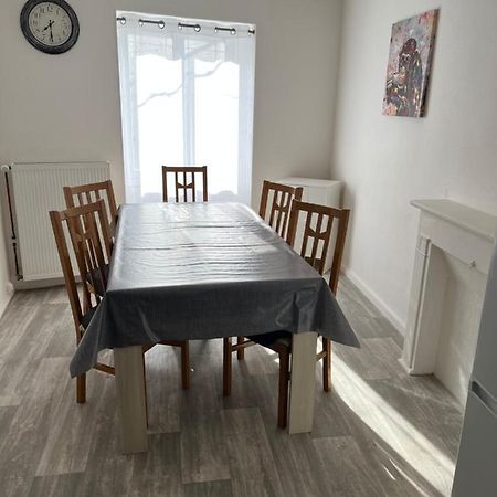 Charmante Maison De Ville Avec Parking A Cote. モルレー エクステリア 写真